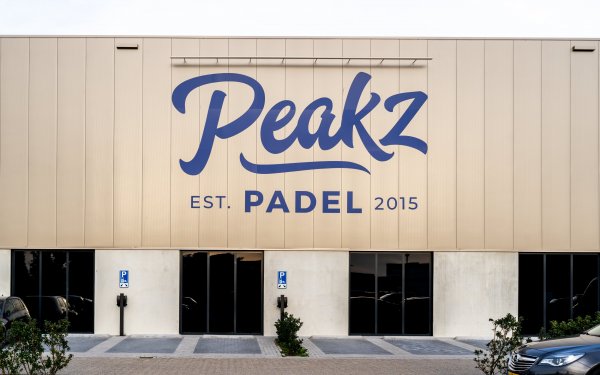Peakz Padel 