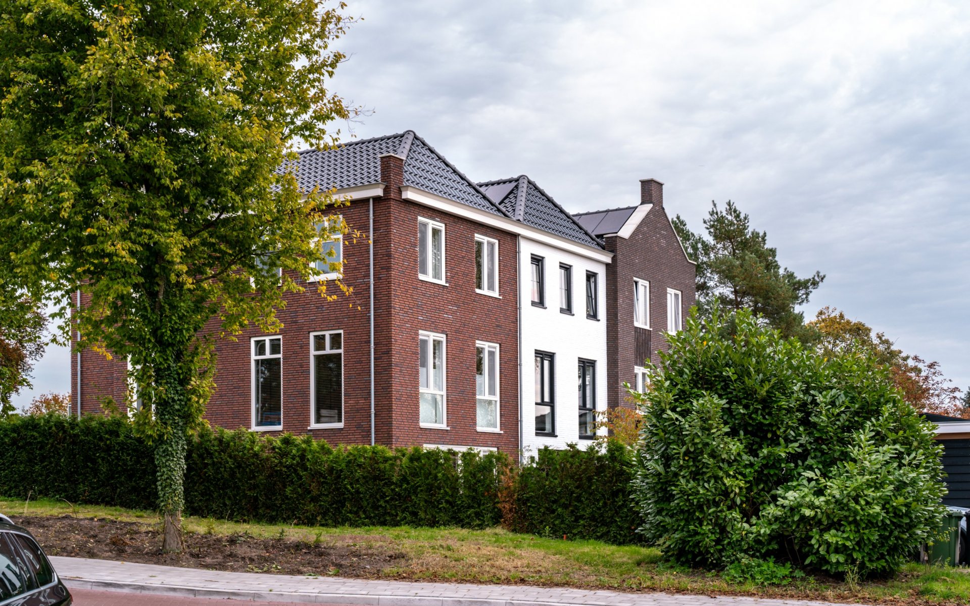 Drie geschakelde bordeswoningen 02